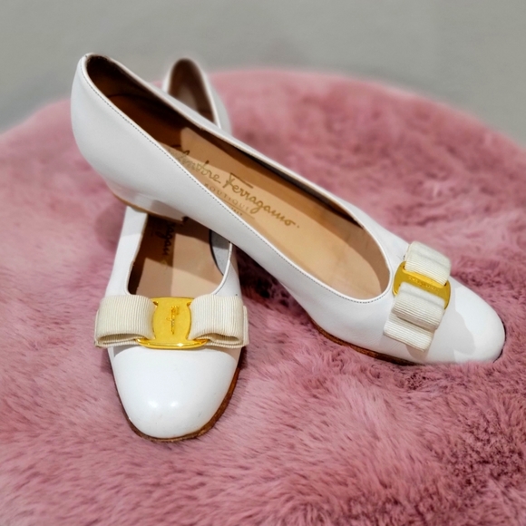 Salvatore Ferragamo Shoes - Salvatore Ferragamo pumps